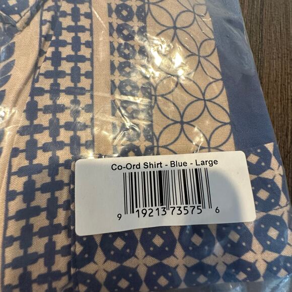 Urban Necessities UN Geo Button Up (Marina) Mens Size Large - Picture 6 of 7